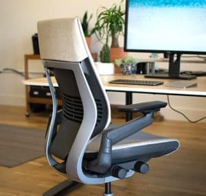 comfortable-desk-chair.jpg